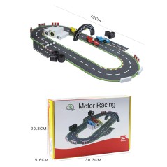 Pista de curse cu trei vehicule, podium, cauciucuri, lemn